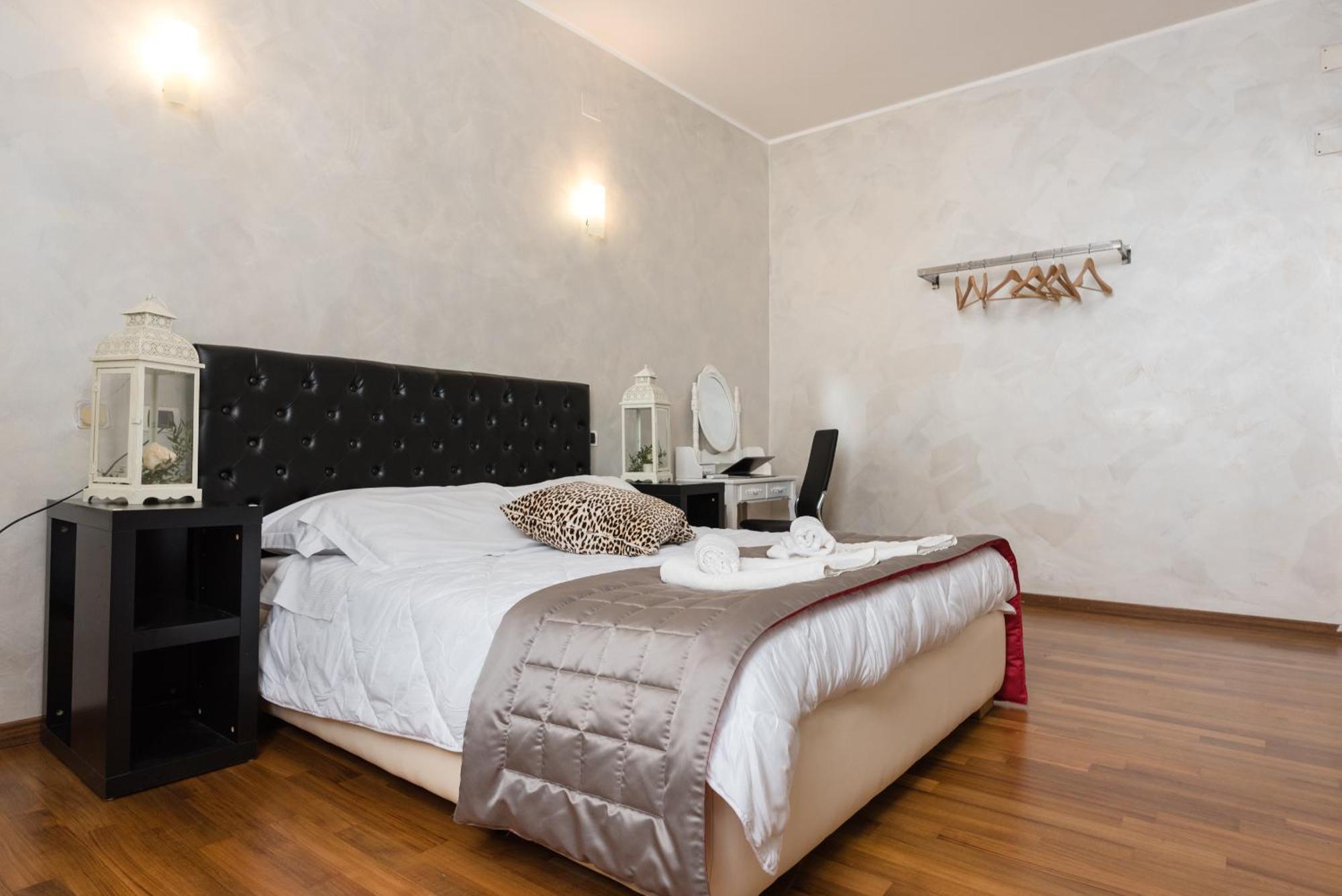 Prince'S Suite - Budget Rooms & Apt Piazza Del Popolo Rom Eksteriør billede